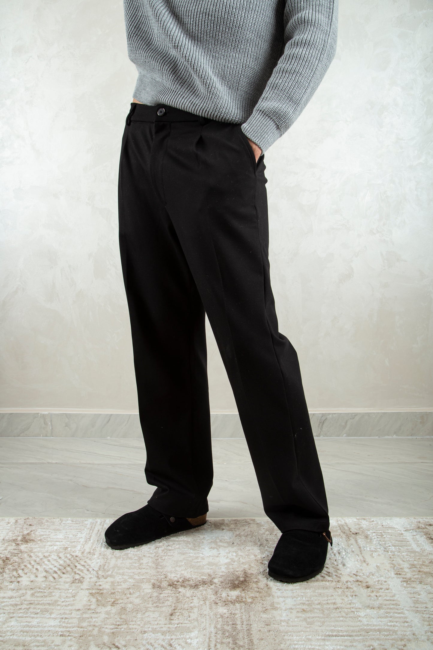 pleated trousers /black