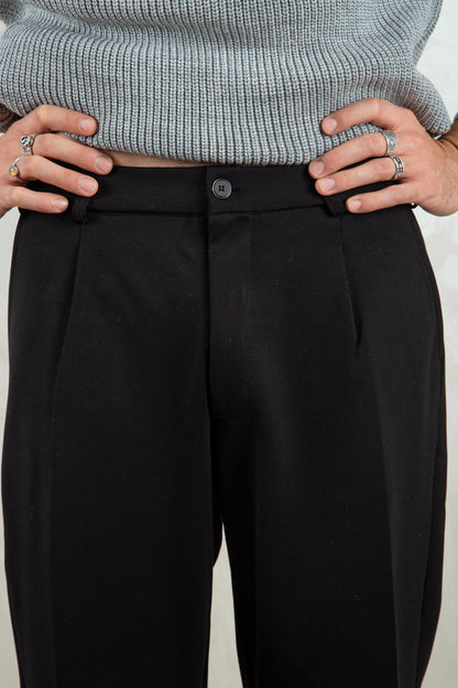 pleated trousers /black
